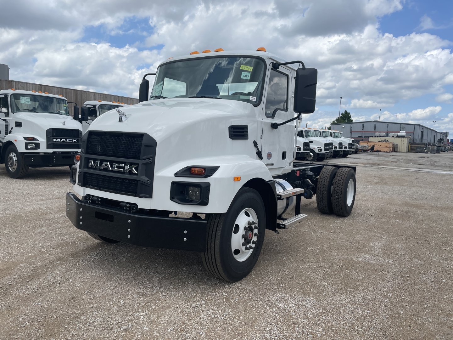 2026 Mack MD64