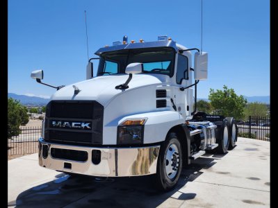 2025 Mack AN64T