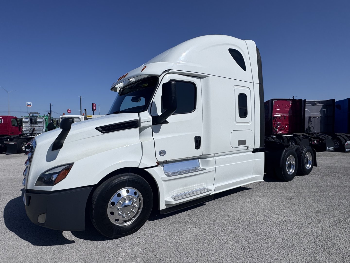 2020 Freightliner CASCADIA 126