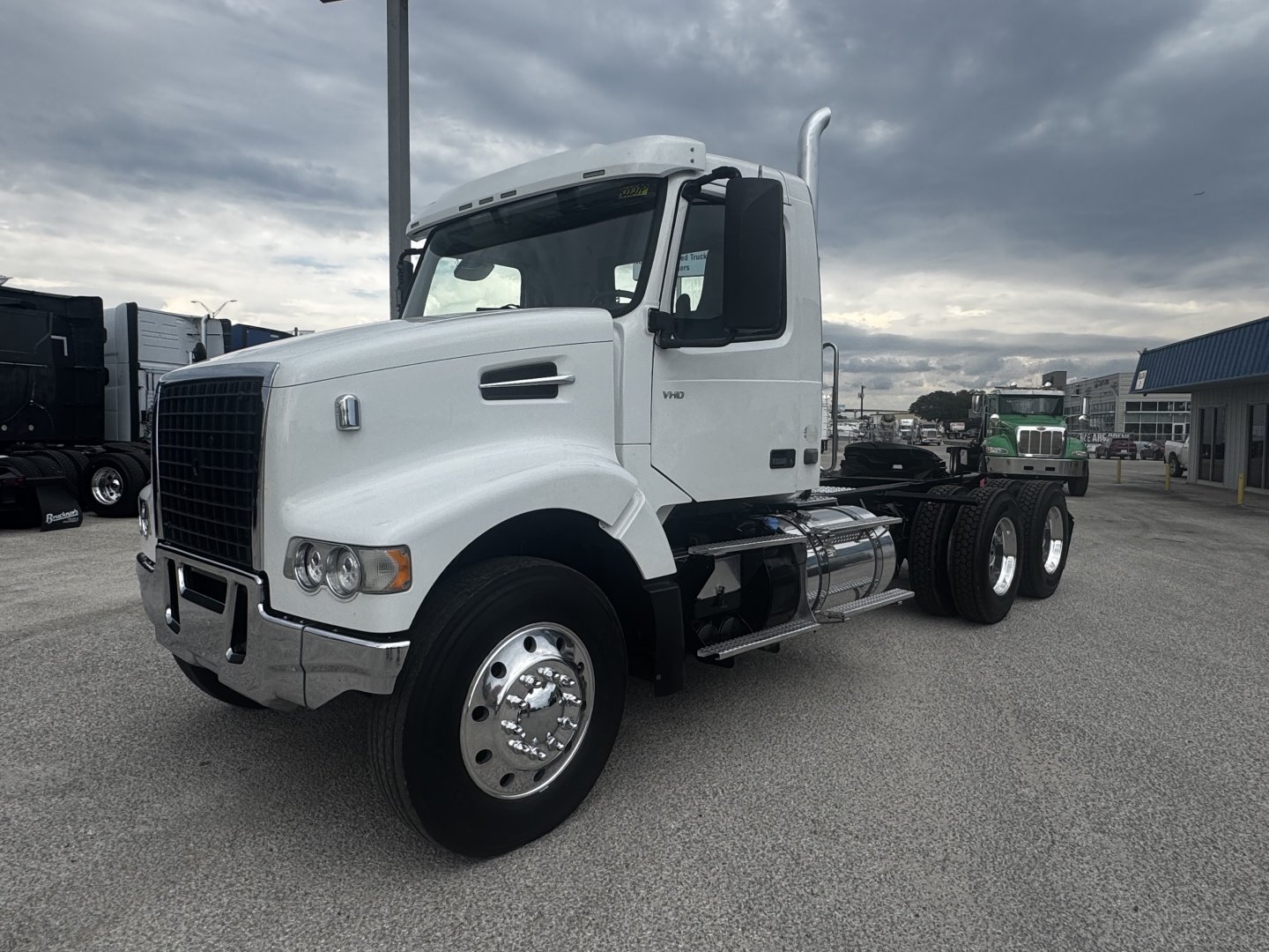 2019 Volvo VHD