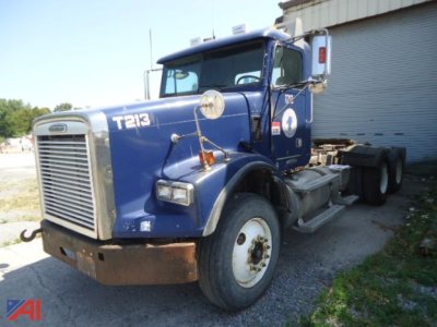2008 Freightliner FLD120SD