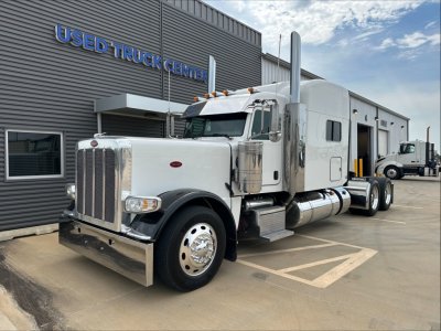 2023 Peterbilt 389