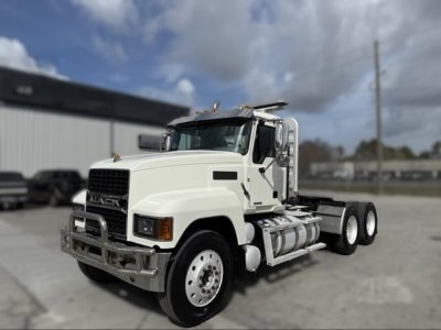 2020 Mack PI64T
