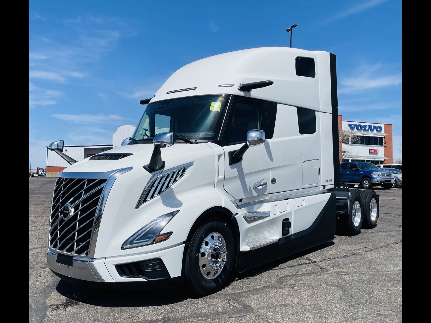 2026 Volvo VNL64T860