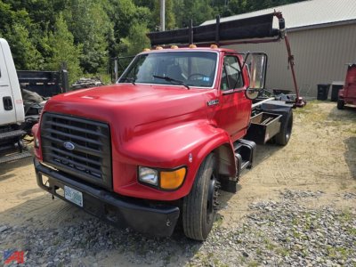 1995 Ford F700