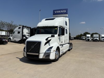 2023 Volvo VNL64T860