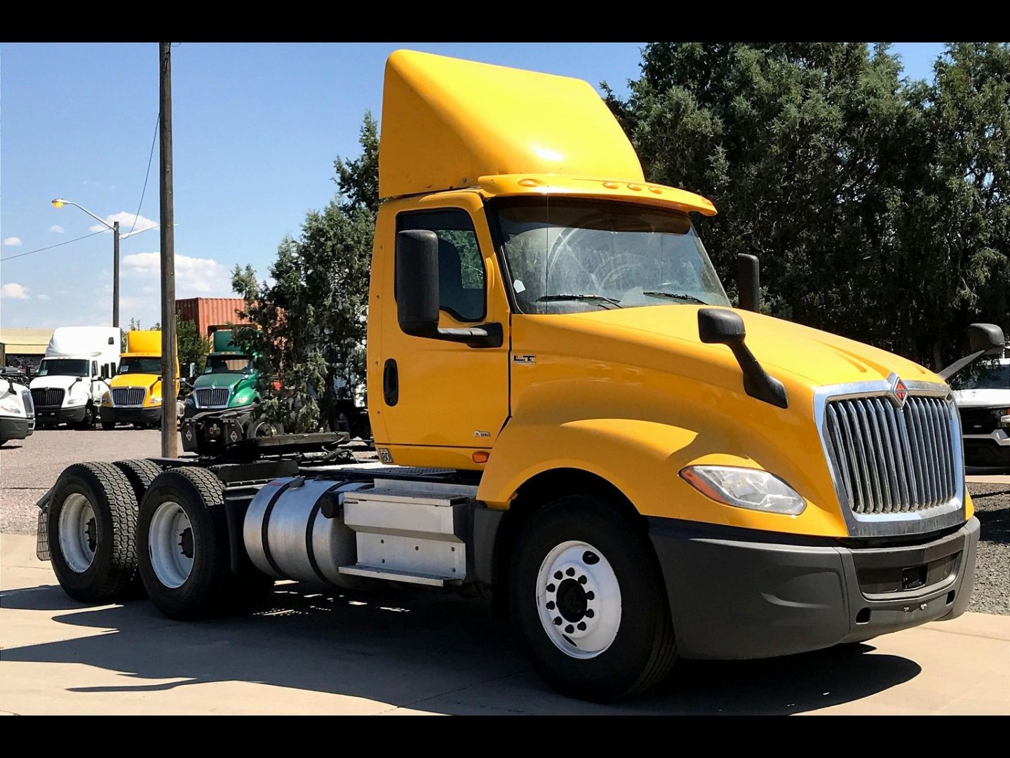 2019 INT LT625 6x4