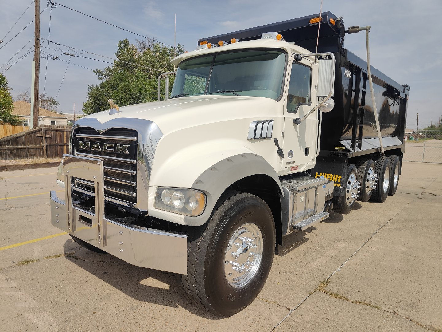 2020 Mack GR10