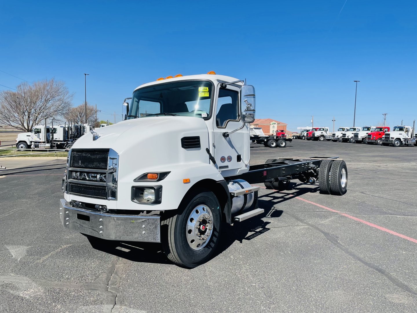 2026 Mack MD64