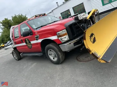 2008 Ford F350 Super Duty with Plow