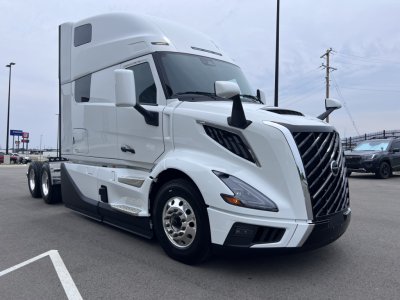 2026 Volvo VNL64T860