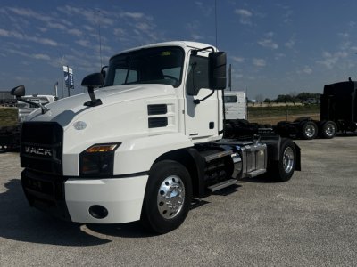 2021 Mack AN42T