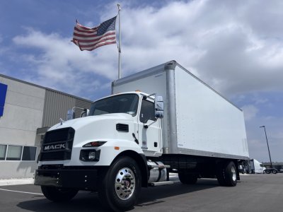 2025 Mack MD64