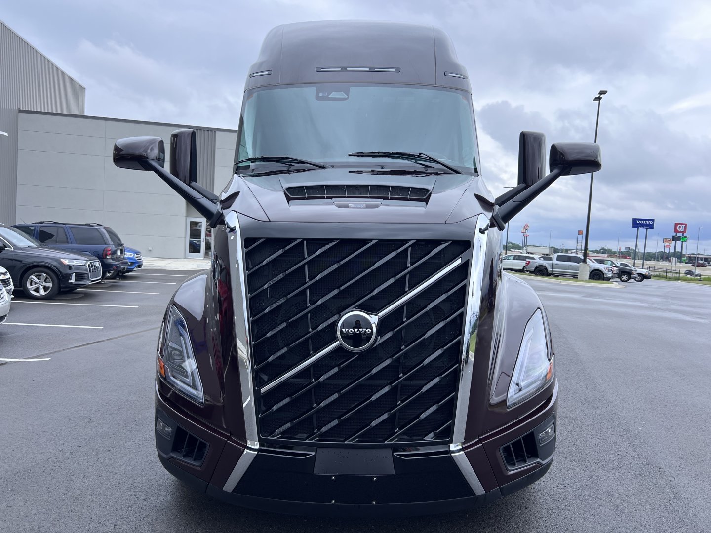 2026 Volvo VNL64T860