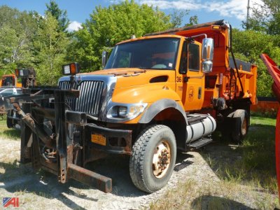 2005 International 7500 Dump Truck with Plow & Wing