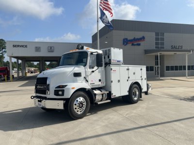 2026 Mack MD64