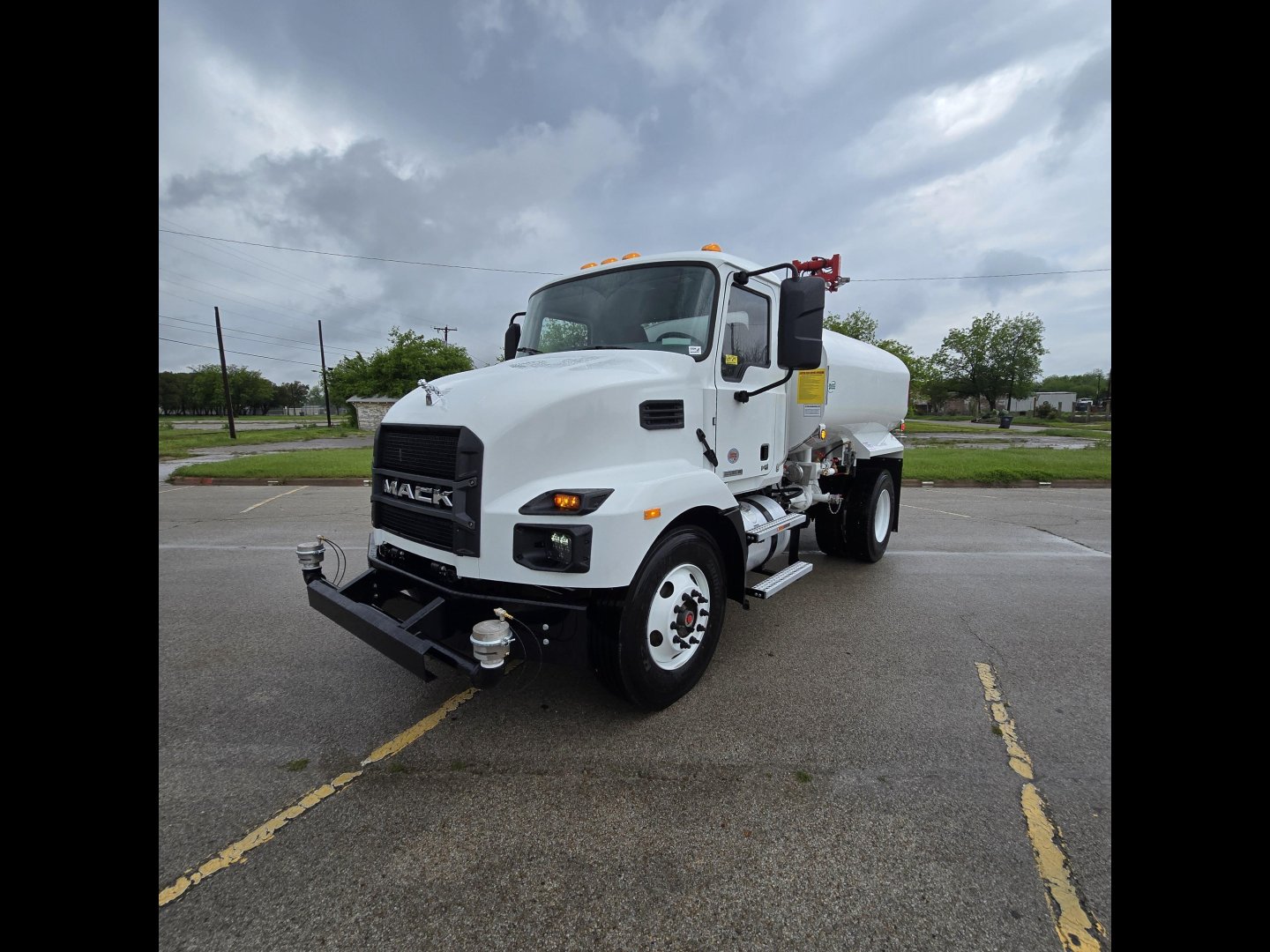 2026 Mack MD74