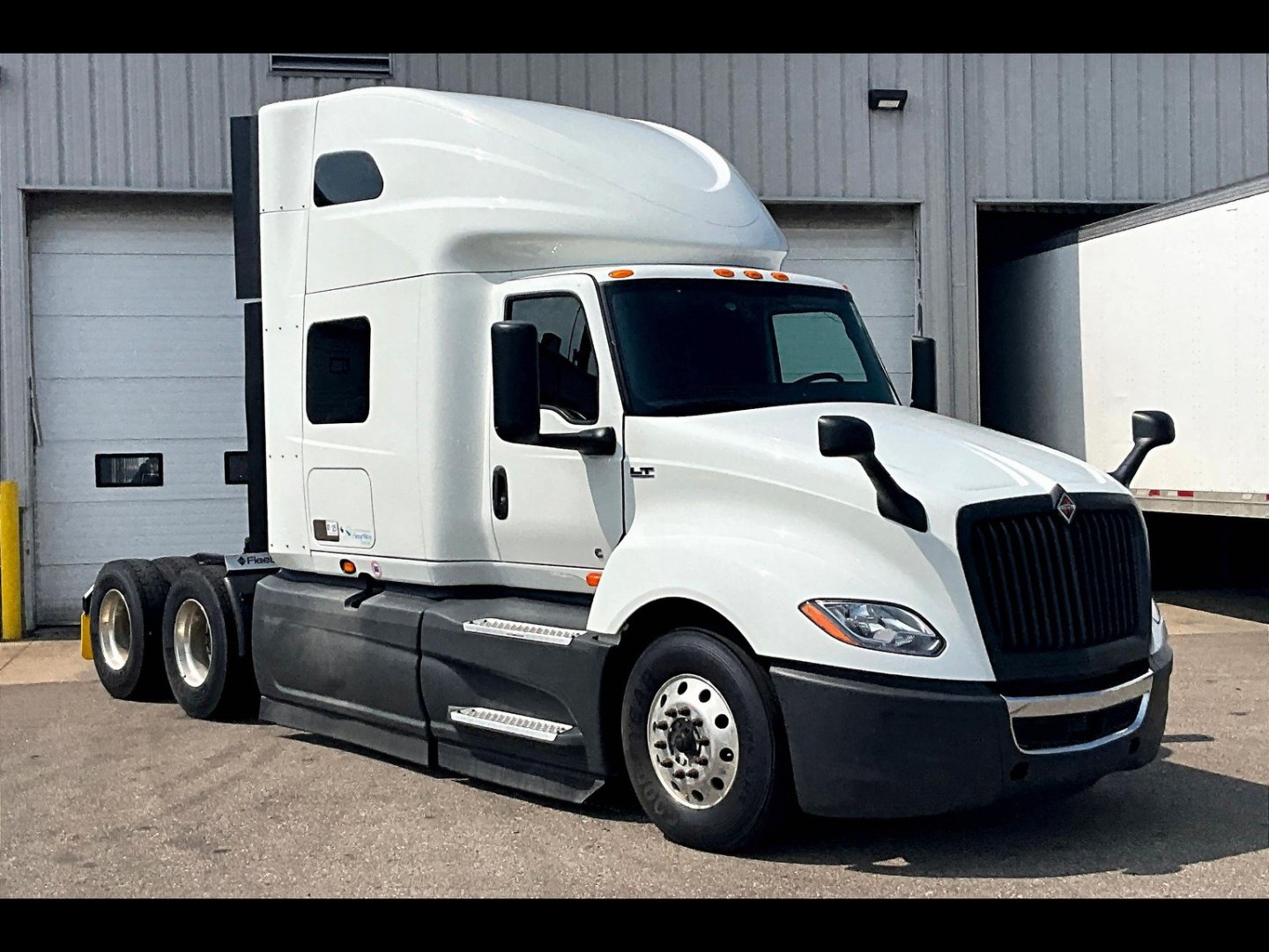 2022 INT LT625 6x4