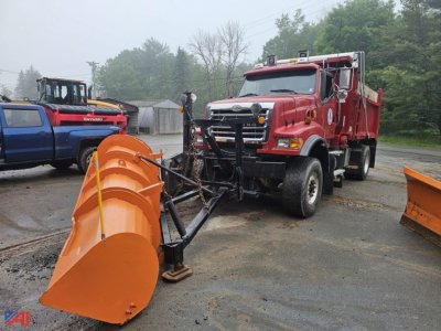 2006 Sterling L90 with Plow and Sander