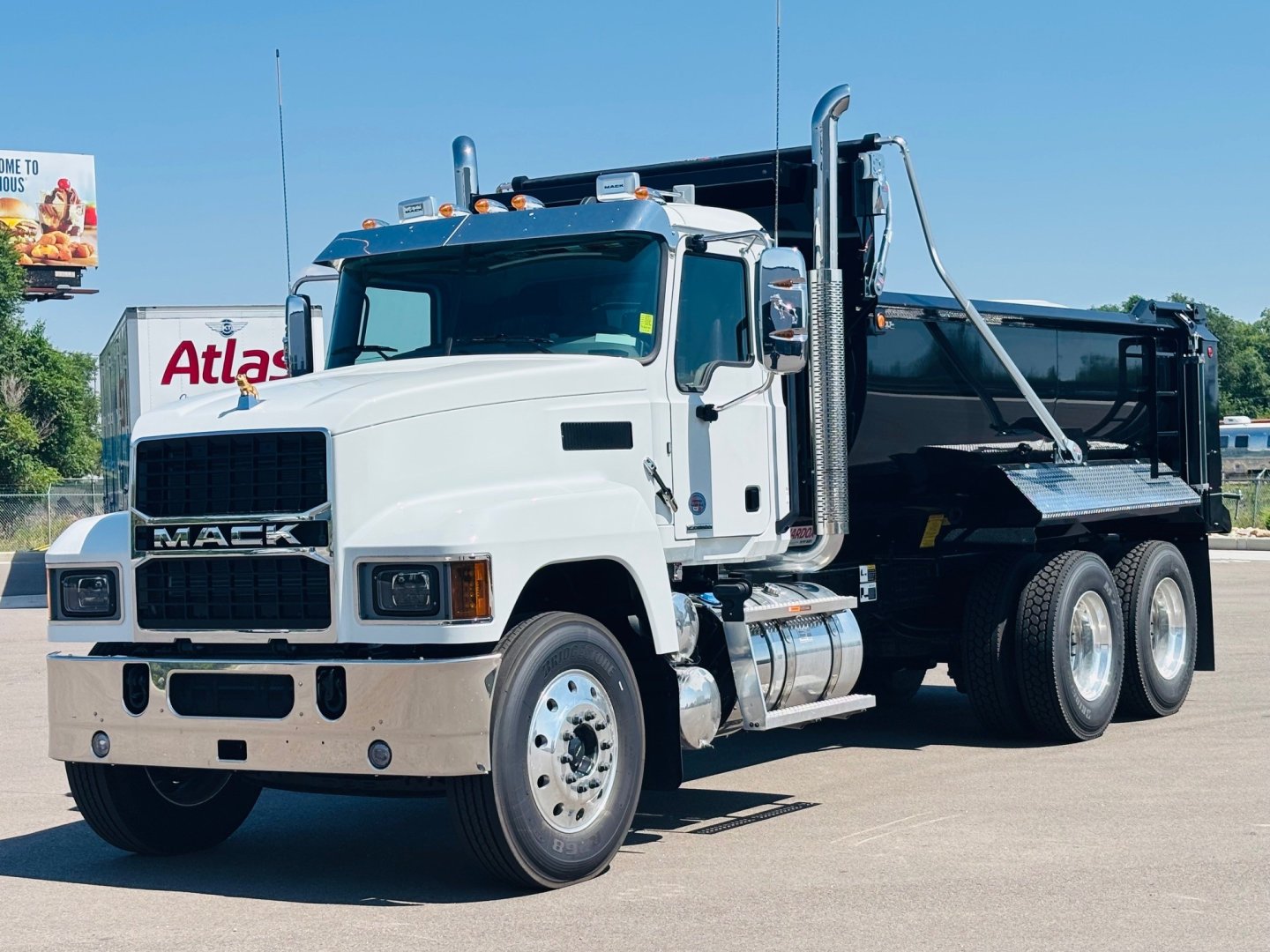 2026 Mack PI64