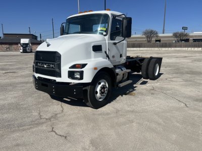 2026 Mack MD64