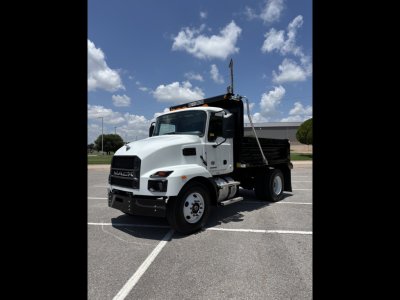 2026 Mack MD64