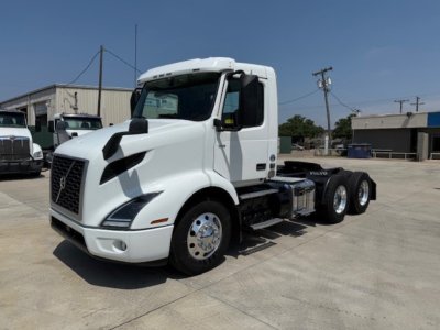 2020 Volvo VNR64T300