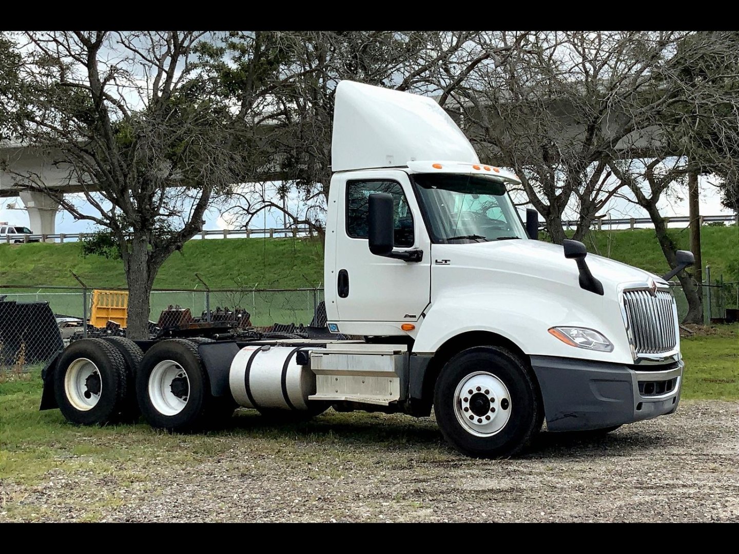 2019 INT LT625 6x4