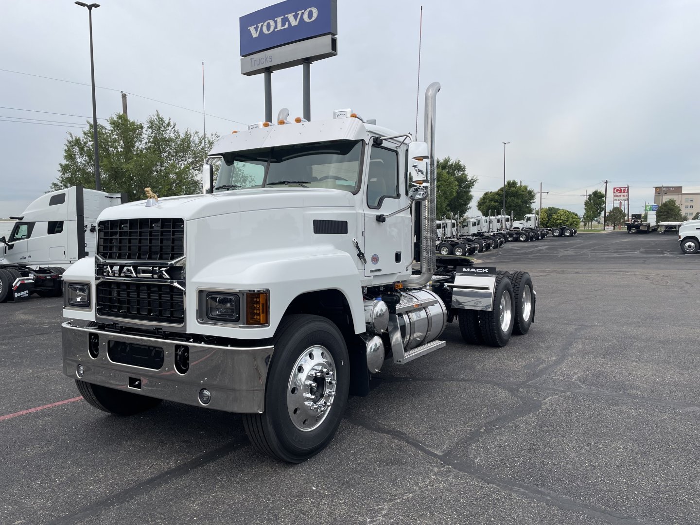 2026 Mack PI64T