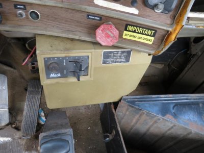 VEHICLE IS PART OF A LARGE AUCTION FOR VINTAGE MACK TRUCKS AND PARTS.
VEHICLES IS LOCATED IN CASTLETON, VERMONT (VT)