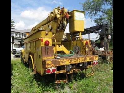 VEHICLE IS PART OF A LARGE AUCTION FOR VINTAGE MACK TRUCKS AND PARTS.
VEHICLES IS LOCATED IN CASTLETON, VERMONT (VT)