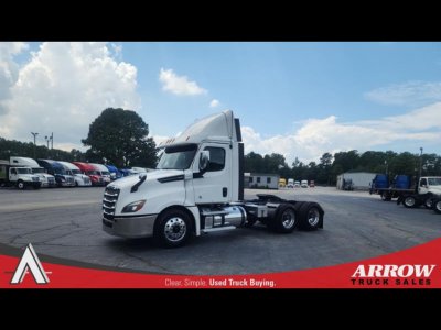2019 Freightliner CA126