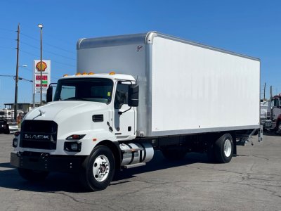 2025 Mack MD64