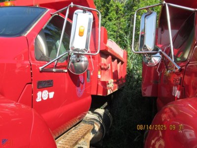 2005 Ford F750