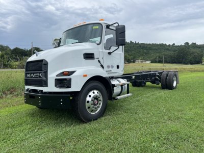 2025 Mack MD74