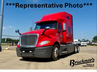 2022 International LT625