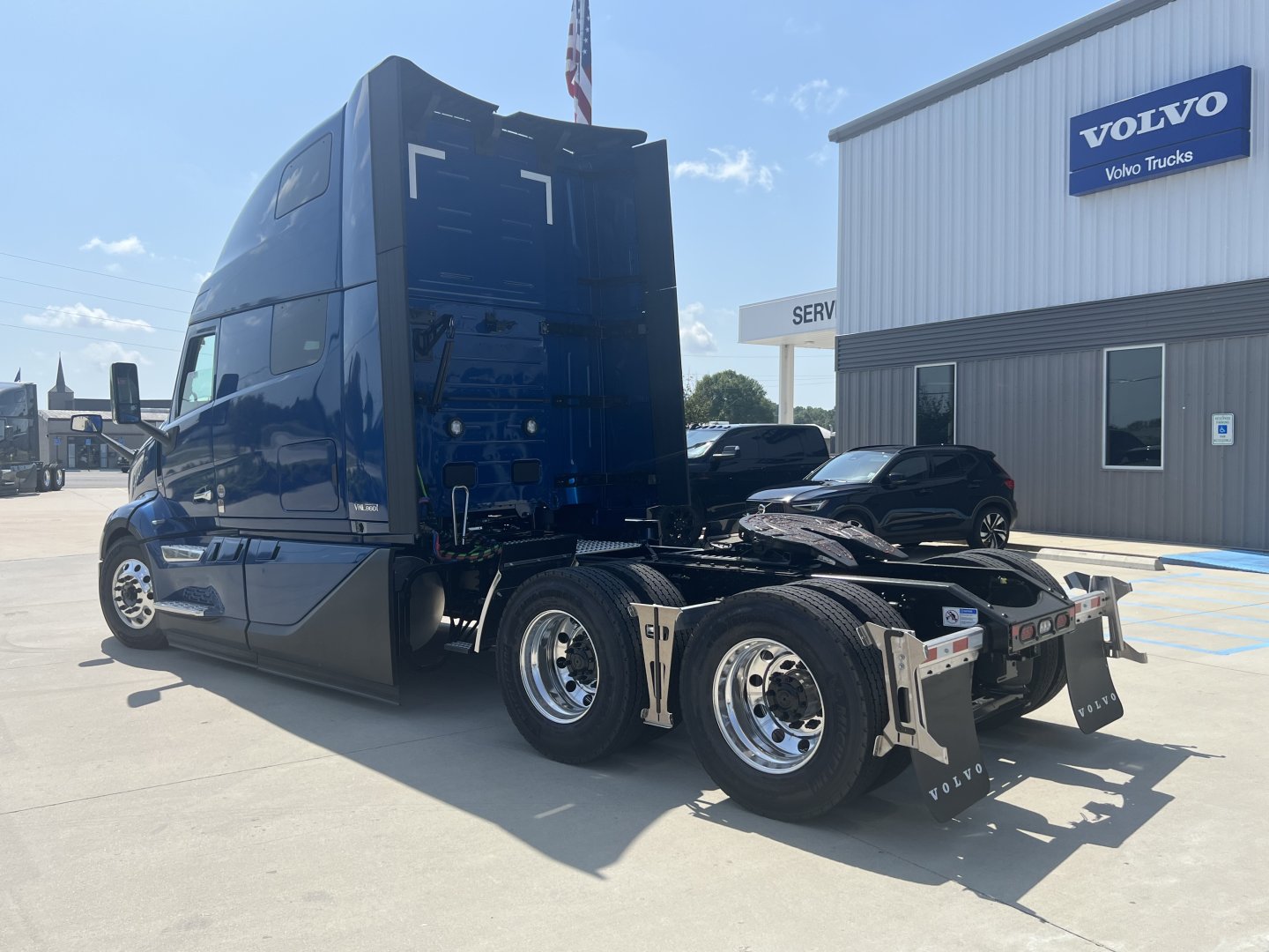 2026 Volvo VNL64T860