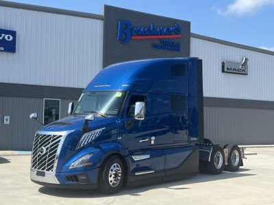2026 Volvo VNL64T860