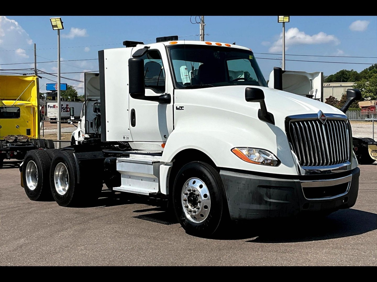2020 INT LT625 6x4