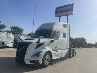 2026 Volvo VNL64T860