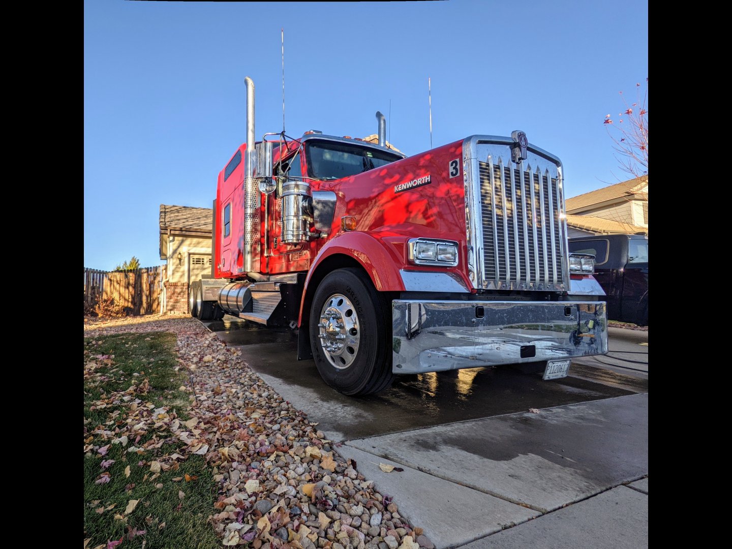 2022 Kenworth W900L