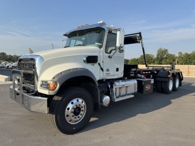 2026 Mack GR64F