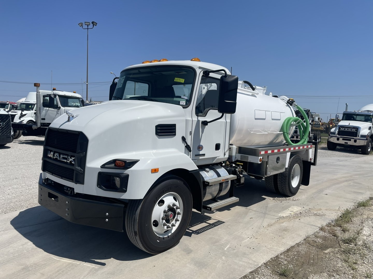 2026 Mack MD64