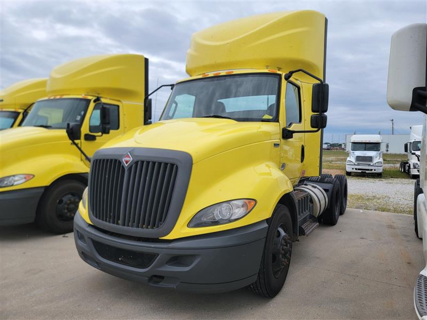 2020 International RH613