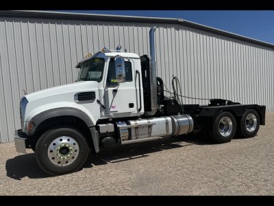 2026 Mack GR64FT