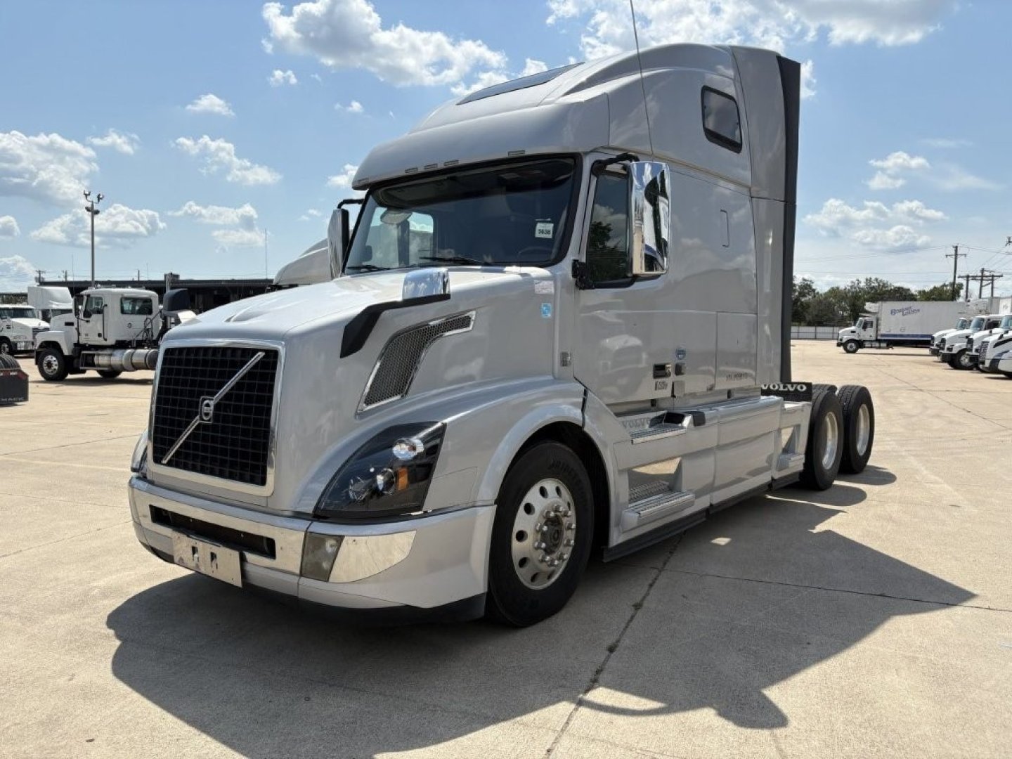 2018 Volvo VNL64T670