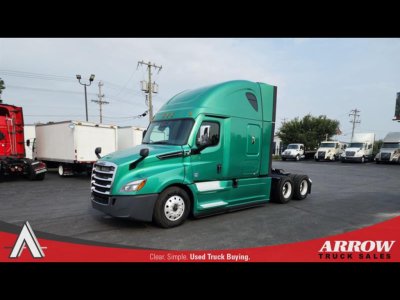 2020 Freightliner CA126