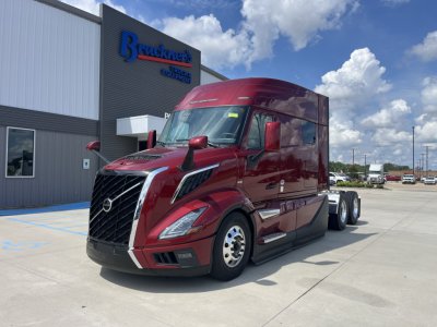 2026 Volvo VNL64T840