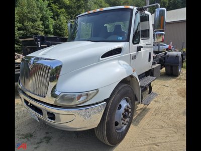 2004 International 4300