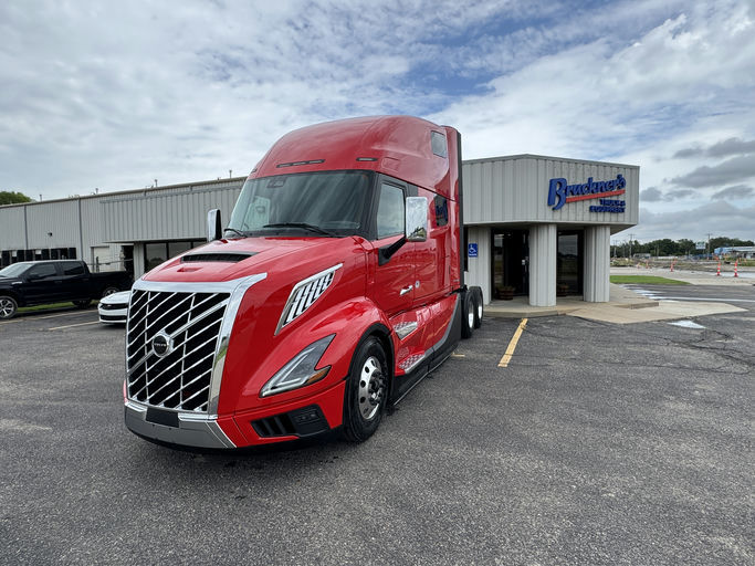 2026 Volvo VNL64T860